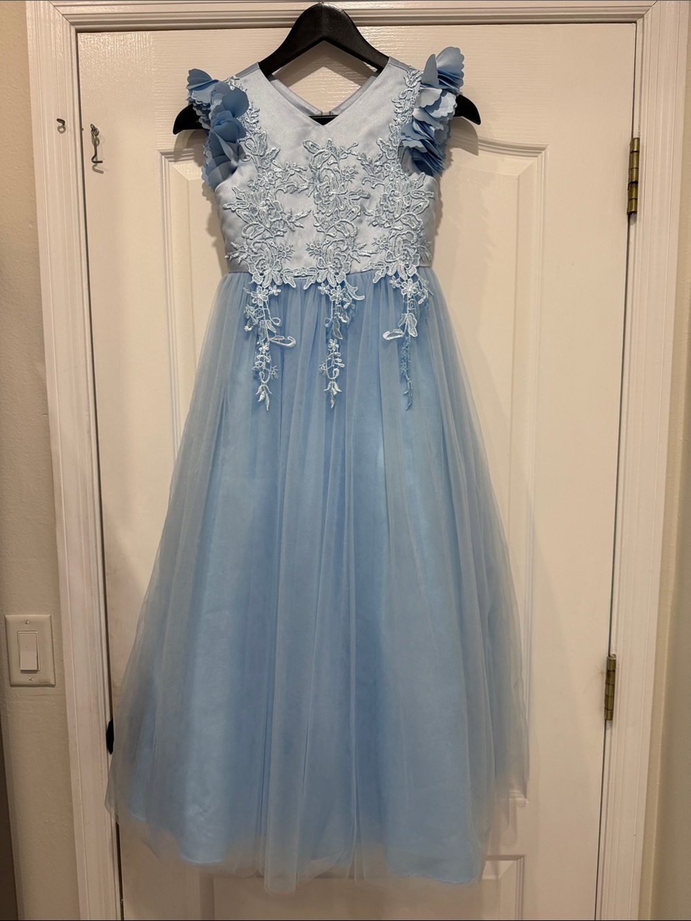 Light Blue Floral Applique Tulle Party Dress for Girls